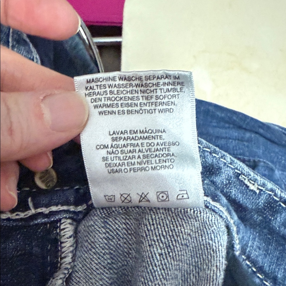Women's Blue Washed Straight-Leg Jeans - Picture 15 of 16